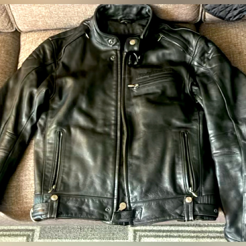 Men’s Harley Davidson Leather Motorcycle Jacket in Medium